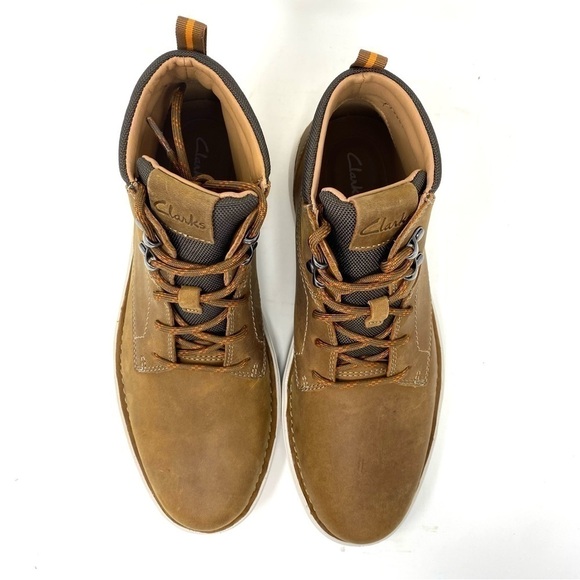 Clarks Larvik Mid Leather Lace Up Boot Dark Tan Oily - Picture 6 of 9